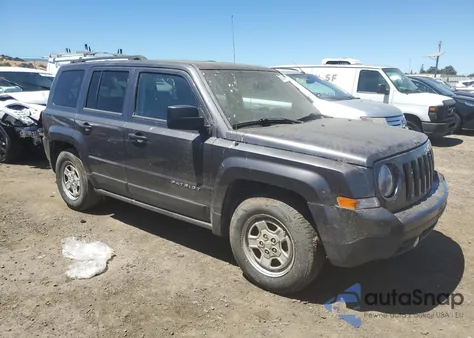 2016 Jeep Patriot Sport z USA, uszkodzony, nr VIN 1C4NJPBA1GD527856